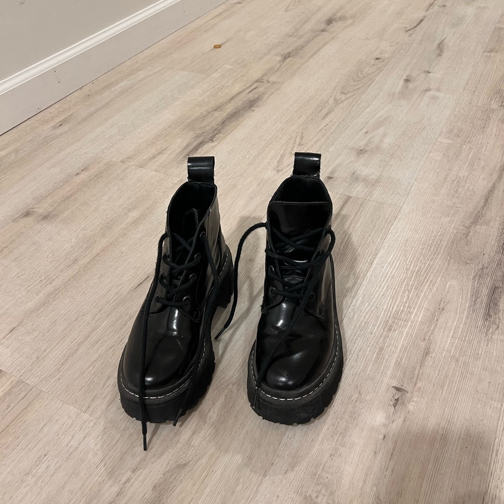 Steve Madden Black Lace-Up Boots